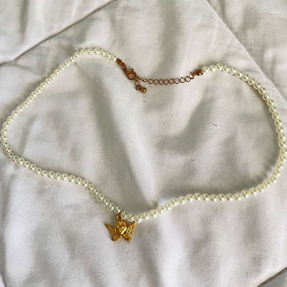 Angel Charm Pearl Necklace - Picture 3 of 4
